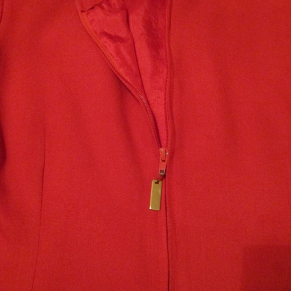 RED CROPPED JACKET - Picture 5 of 7